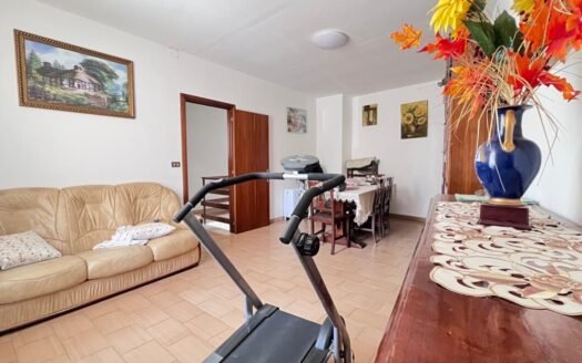 Cieloterra con 3 camere e garage