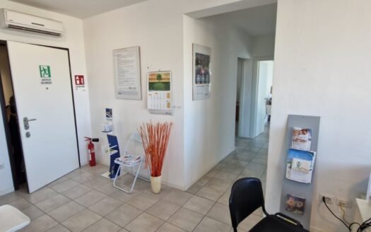 Ufficio di circa 60 mq uso investimento