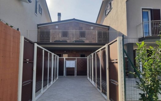 Bellissimo appartamento con giardino in zona verde e residenziale