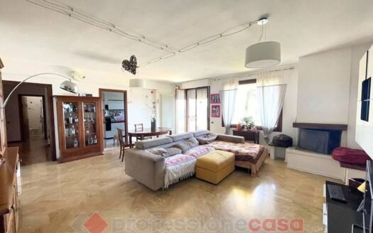 Appartamento in vendita a Perugia, Via Beata Chiara Luce Badano