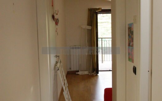 Trilocale in vendita a Perugia, Casa Del Diavolo