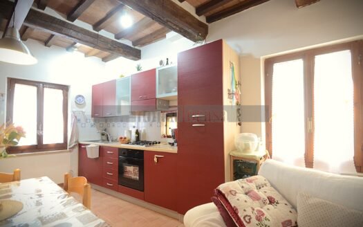 Appartamento, Trilocale in Affitto a San Mariano