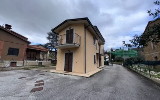 Appartamento in vendita, Pianello di Assisi