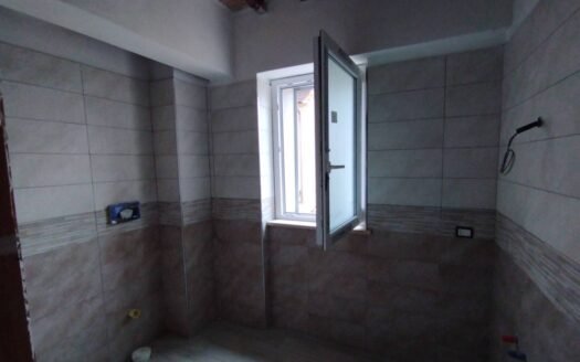 Appartamento signorile 117mq con garage e giardino