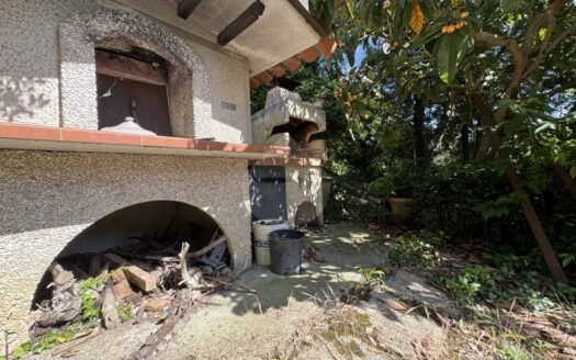 Casa indipendente in vendita a Perugia