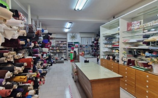 Locale commerciale di circa 120 mq