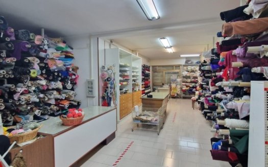 Locale commerciale di circa 120 mq