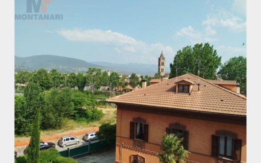 Appartamento in Vendita