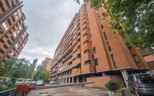 Garage in via Tilli
