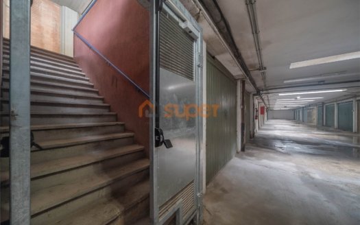 Garage in via Tilli